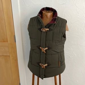 Womens large Legendary vest only worn once. In excellent condition.